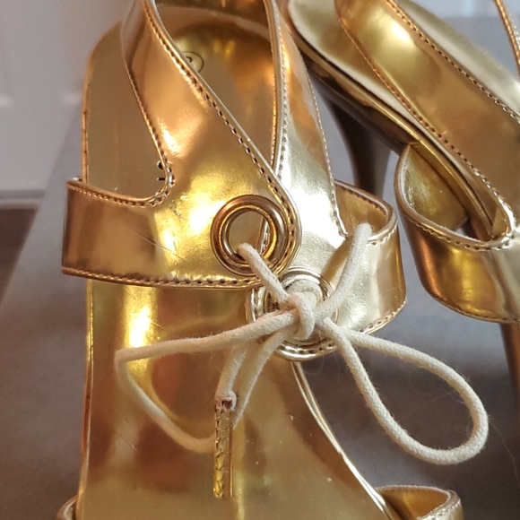 Strappy Gold Heels - Picture 5 of 5